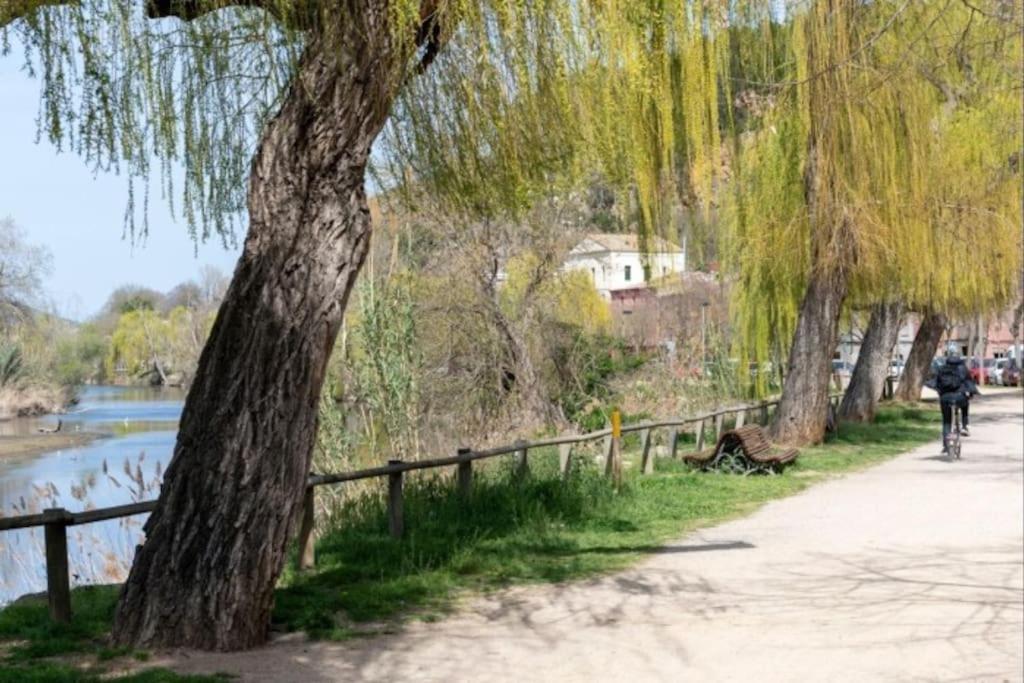 Acogedor Apartamento Cerca Del Casco Antiguo Girona Zewnętrze zdjęcie